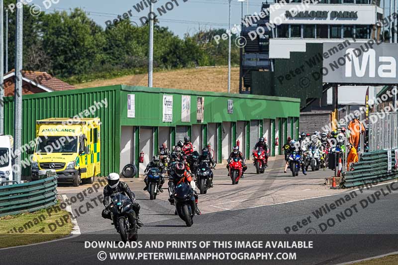 enduro digital images;event digital images;eventdigitalimages;mallory park;mallory park photographs;mallory park trackday;mallory park trackday photographs;no limits trackdays;peter wileman photography;racing digital images;trackday digital images;trackday photos